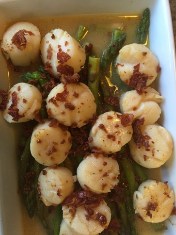 The BEST way to eat Asparagus.  Scallops with Prosciutto and Browned Butter over Asparagus